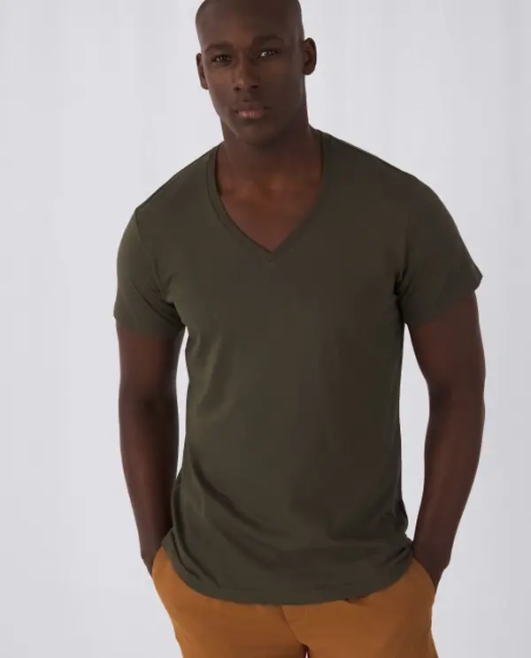 T-shirt homme col V personnalisé